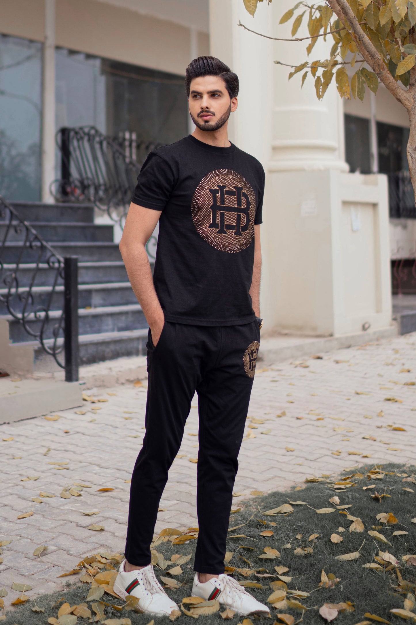 BOSS HERITAGE STONEWORK TWINSET IN BLACK