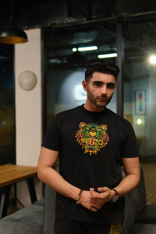 LION EMBROIDERY TWINSET IN BLACK