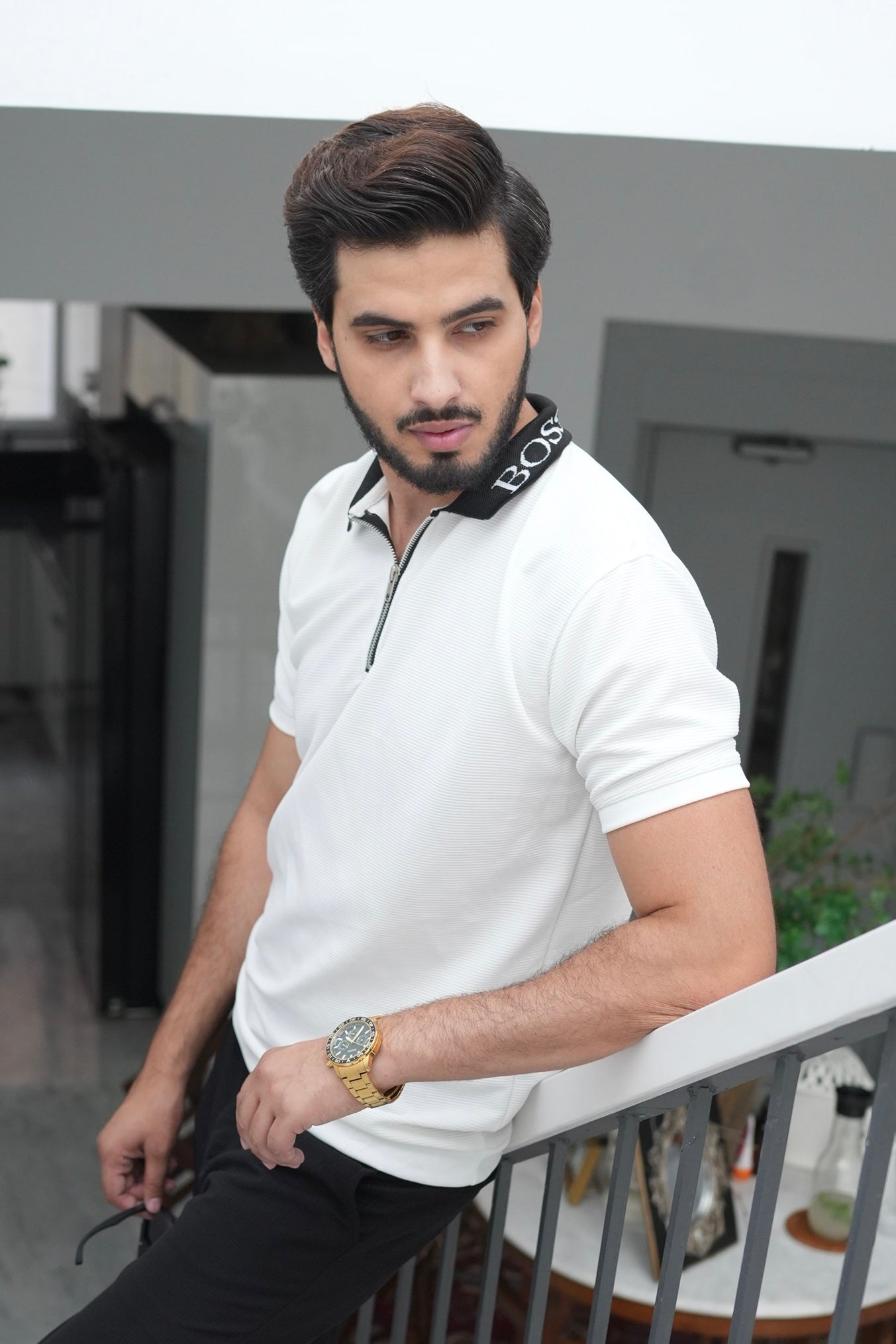 LOGO COLLAR POLO IN WHITE